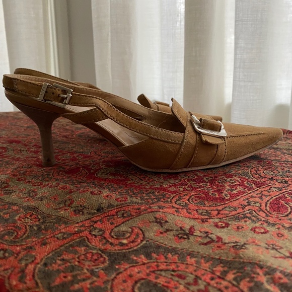 Tod’s, Tan Suede Slingback, Size 8.5 - Picture 2 of 4